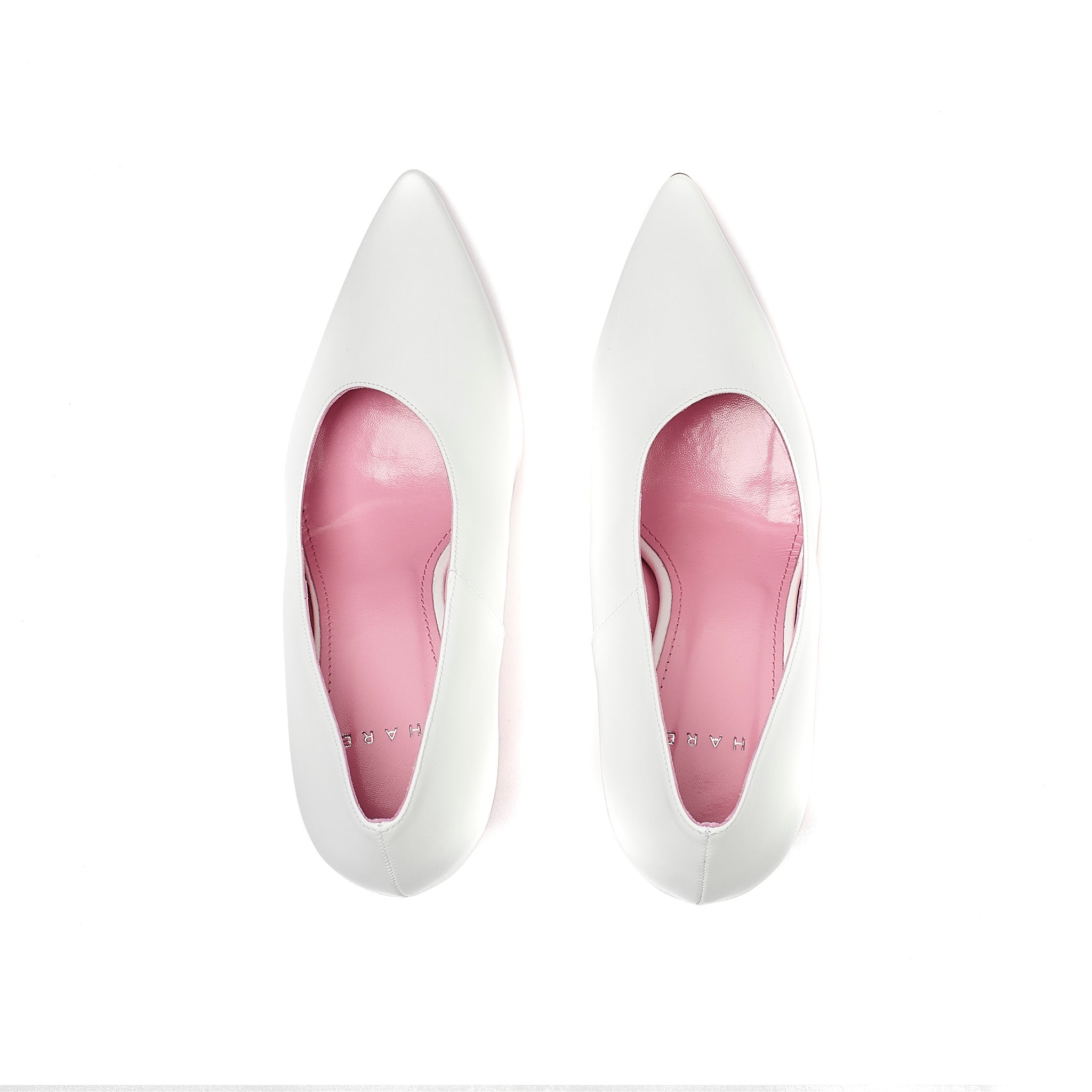 phare Asymmetrical pump in chalk leather top view