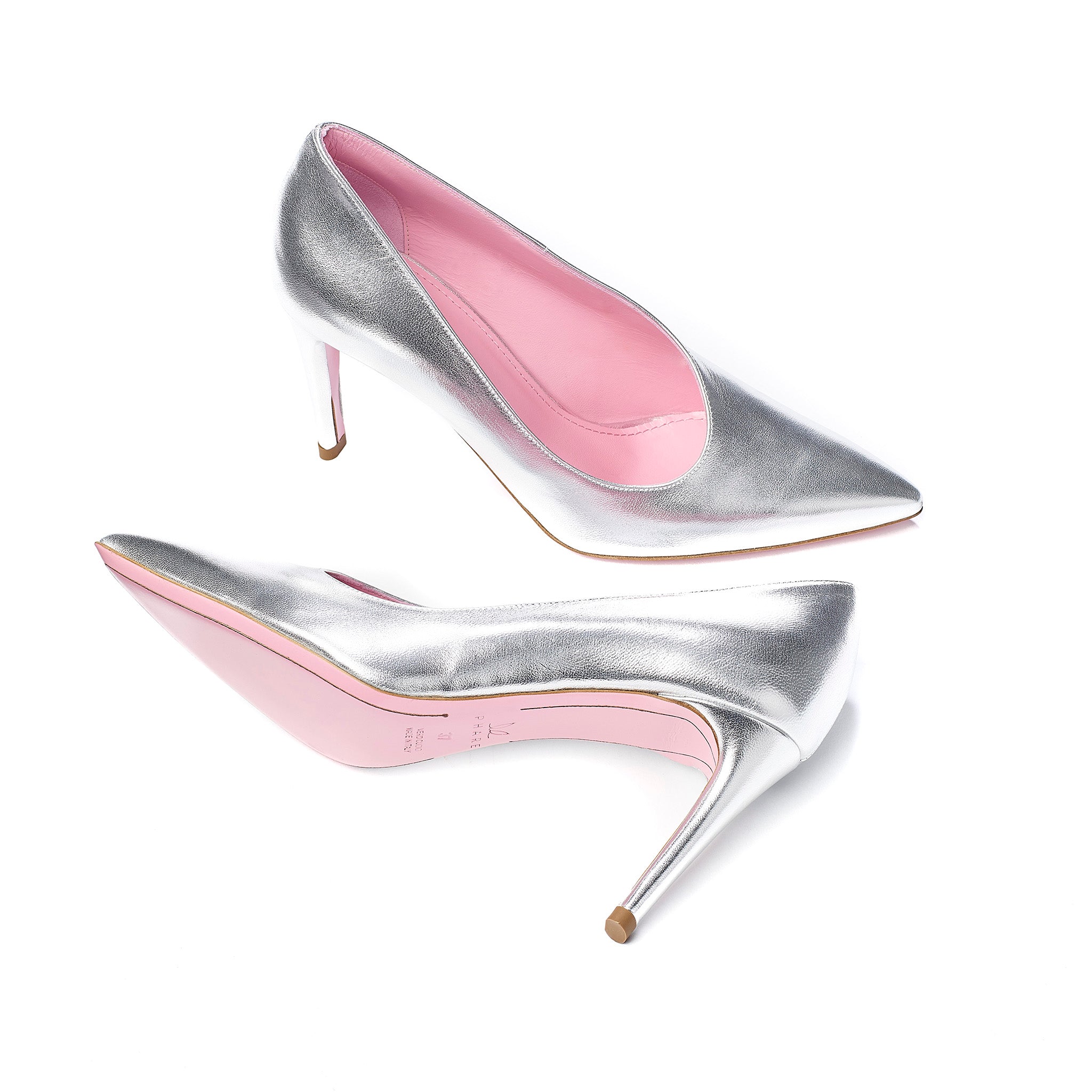 Phare asymmetrical pump in metallic silver leather sole view 
