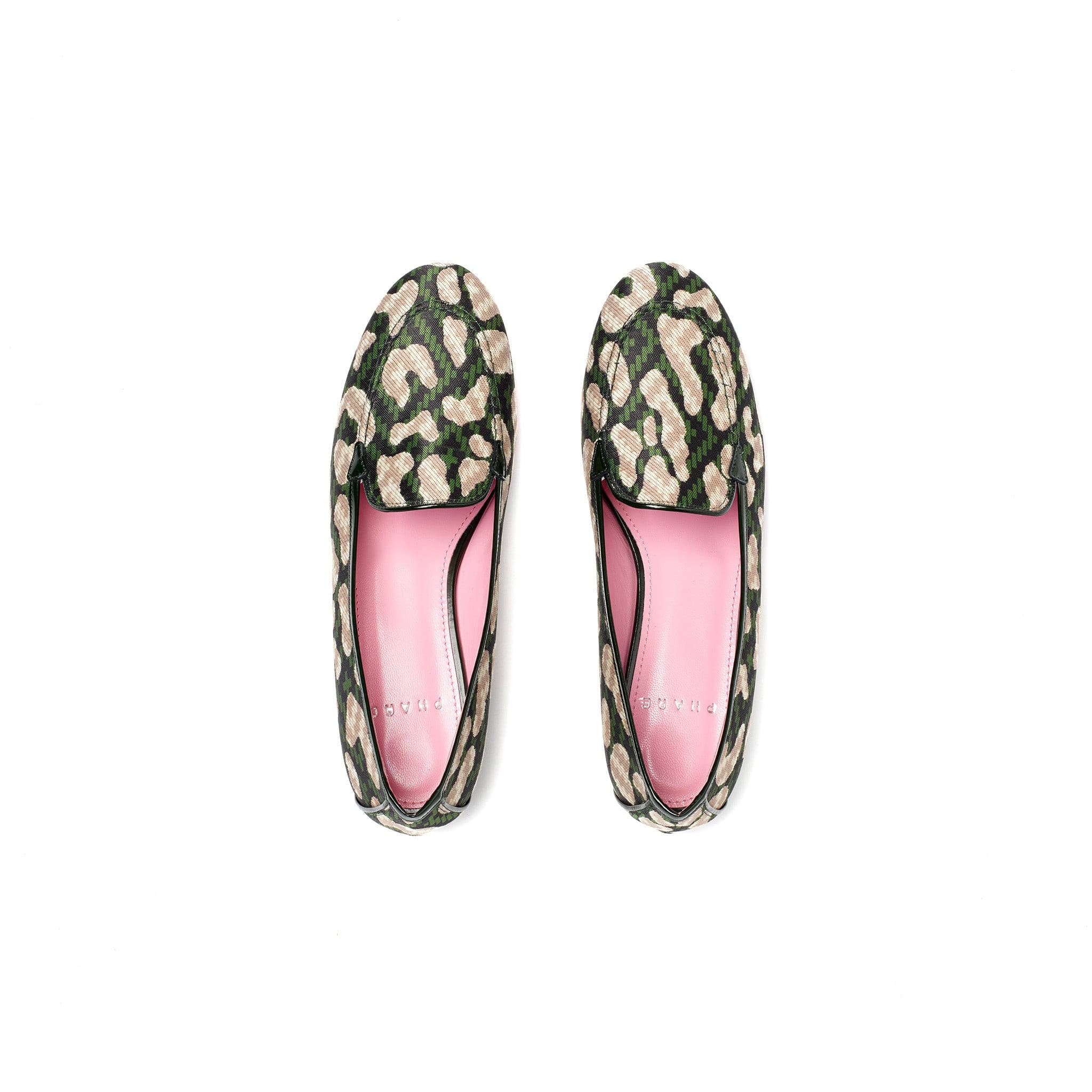 Phare classic loafer in dark green leopard jacquard top view