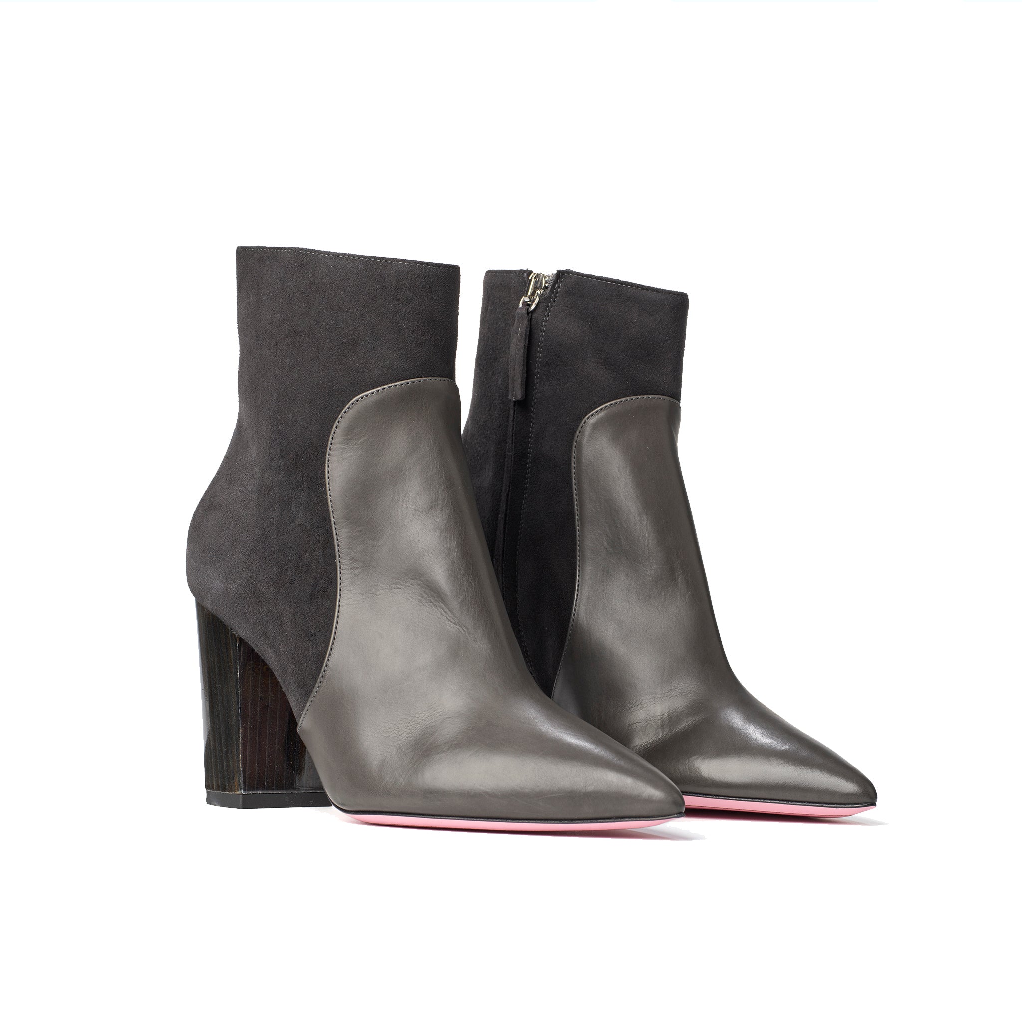 Phare Pointed block heel boot in carbone suede and leather made in Italy 3/4 view