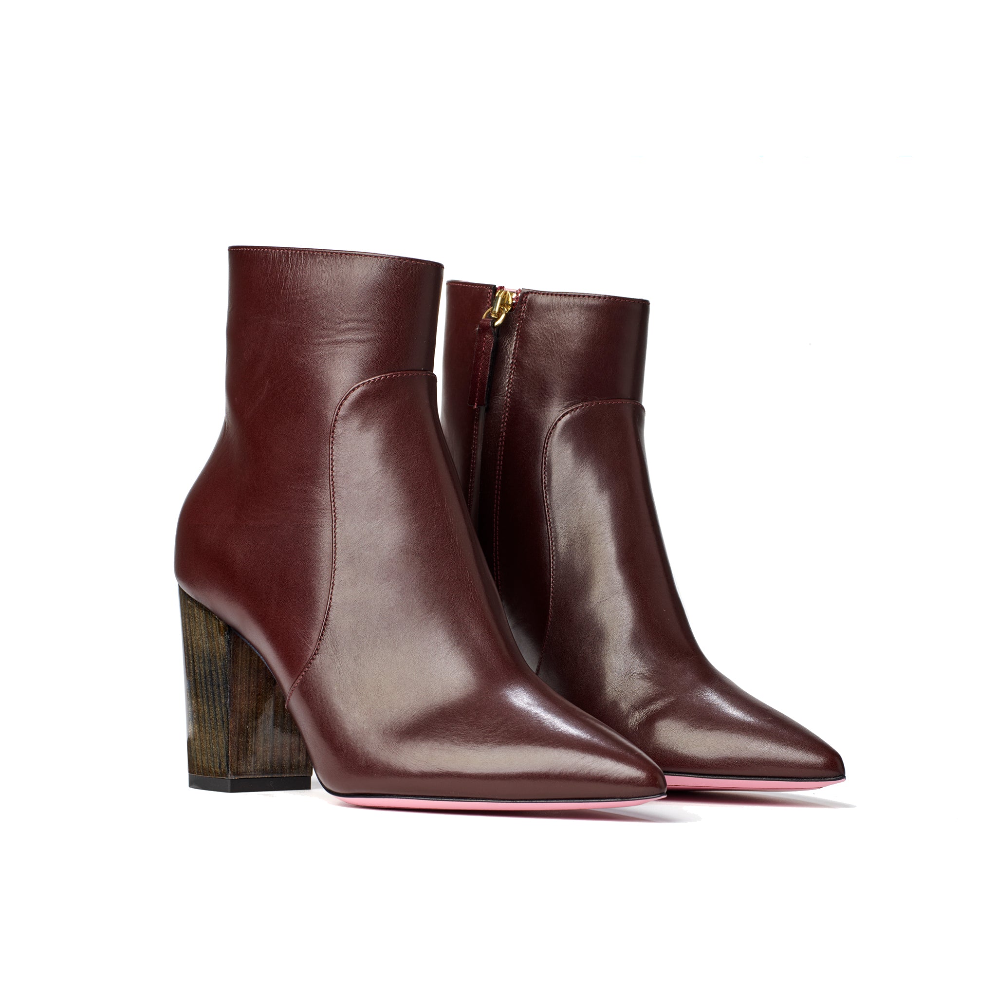 Phare Pointed block heel boot in bordeaux leather made in Italy 3/4 view