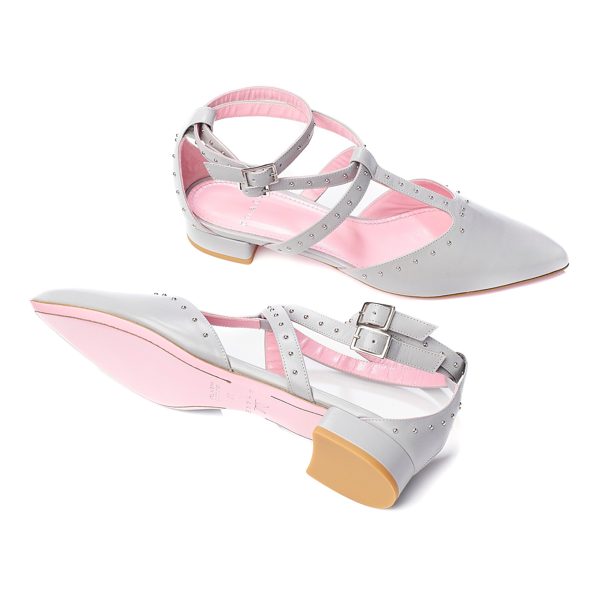 Phare Studded pointed flat in grigio leather with silver studs sole view