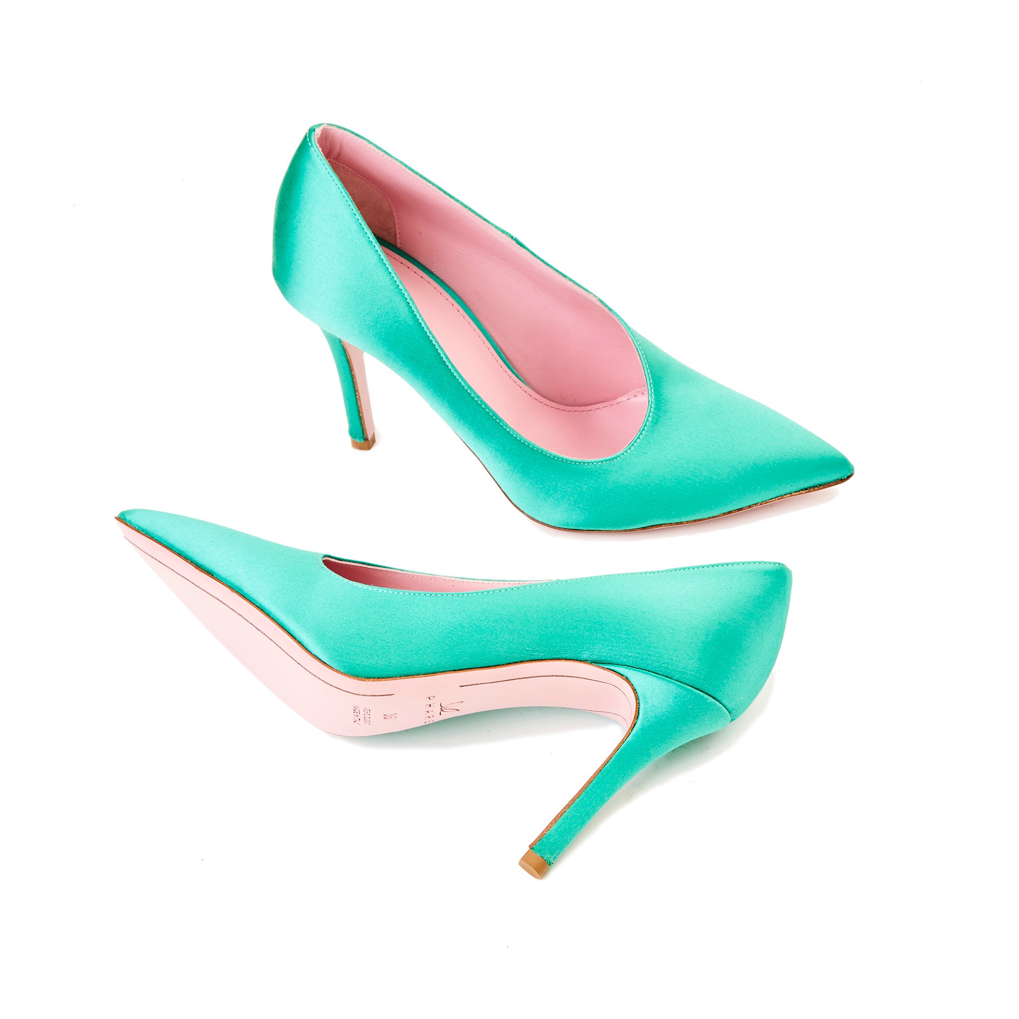 Phare seta asymmetrical pump in verde silk satin sole view